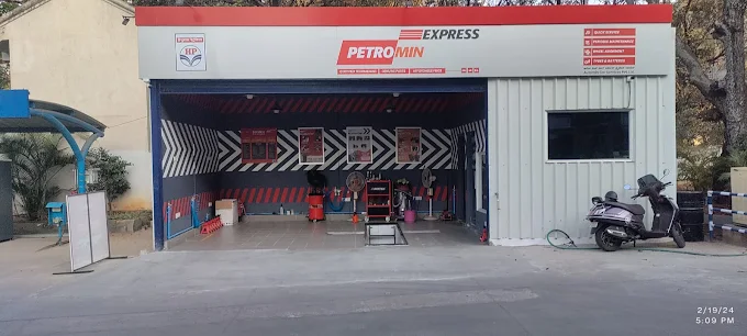 An overview of a service centre belonging to Petromin Express in Murugeshpalya Bangalore.